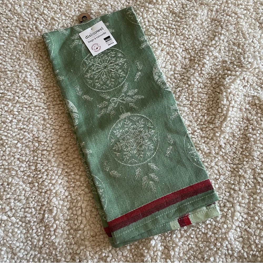 Green ornament holiday dish towel